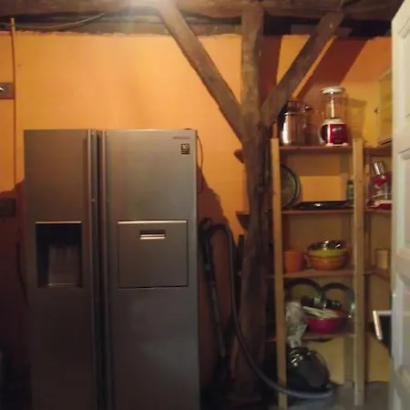 Maison Perigourdine Avec Piscine 10 Personnes