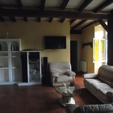 Casa vacanze Maison Perigourdine Avec Piscine 10 Personnes